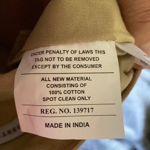 Beautifully detailed embroidered clutch! - Picture 7 of 15